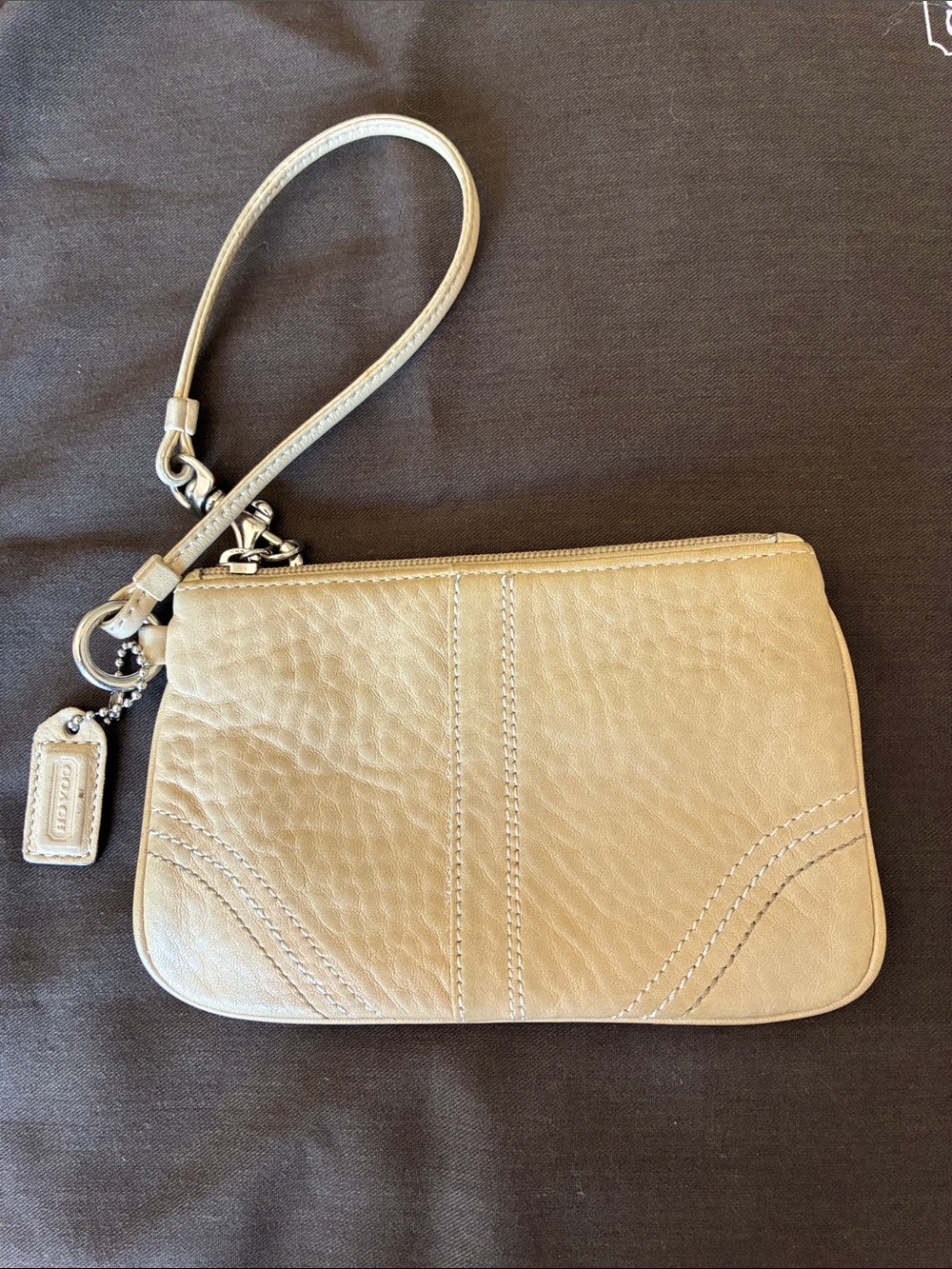 Coach Beige Leather Wristlet Clutch - Classic Neutral Women's - Picture 2 of 6